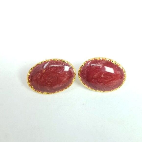 Vintage Little Red Enamel Oval Shape Stud Earrings, Gold Tone settings, Minimal - Picture 1 of 5